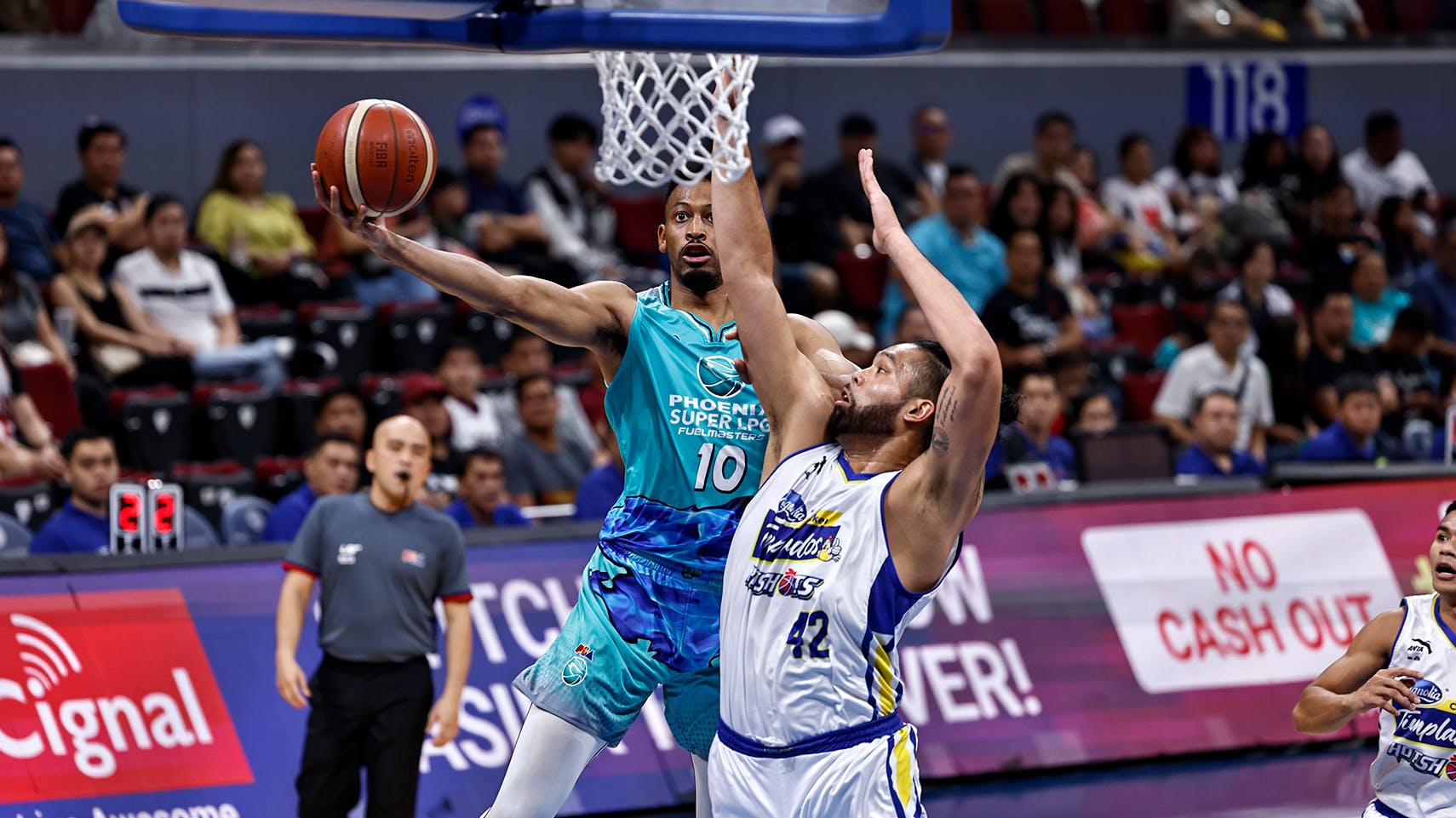 PBA: Phoenix flips script on Magnolia to stay alive in semis series